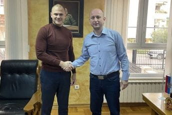 Knežević i Vučinić: Trenutno stanje neodrživo, neophodno da ovu Vladu osnaže lideri političkih stranaka Knežević i Vučinić: Trenutno stanje neodrživo, neophodno da ovu Vladu osnaže lideri političkih stranaka