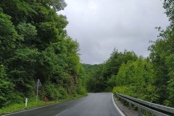Saobraća se po pretežno suvim putevima