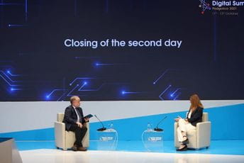 5G i vještačka inteligencija imaće pozitivan transformacioni uticaj na naše živote i životnu sredinu 5G i vještačka inteligencija imaće pozitivan transformacioni uticaj na naše živote i životnu sredinu