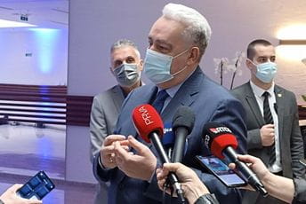 Krivokapić: Ako sam ja problem, svrgnite me, ako hoćete izbore, saopštite to građanima