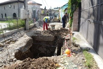 Podgorica:  Intenzivirani radovi na rekonstrukciji dvije ulice u Staroj varoši Podgorica:  Intenzivirani radovi na rekonstrukciji dvije ulice u Staroj varoši