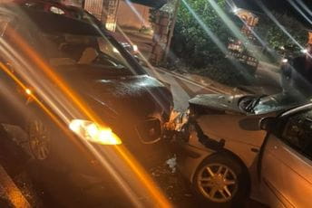 Maksim Vučinić imao udes, oštećeno vozilo Skupštine Maksim Vučinić imao udes, oštećeno vozilo Skupštine