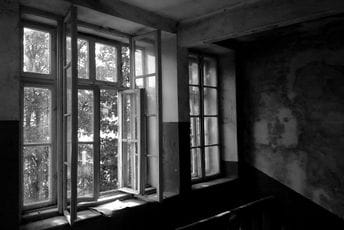 Fotografije Dragana Lopušine sjutra u Budvi Fotografije Dragana Lopušine sjutra u Budvi