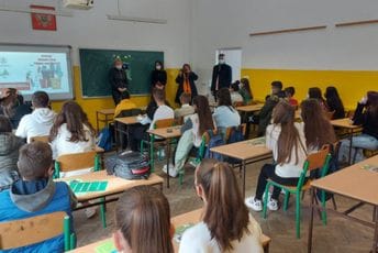 Nastavljena predavanja učenicima o selekciji otpada Nastavljena predavanja učenicima o selekciji otpada