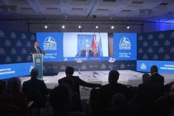 Ostavljen nam je zakon kojim su htjeli da ugroze imovinu crkve, sada NATO-u vjeruje više ljudi nego ranije Ostavljen nam je zakon kojim su htjeli da ugroze imovinu crkve, sada NATO-u vjeruje više ljudi nego ranije