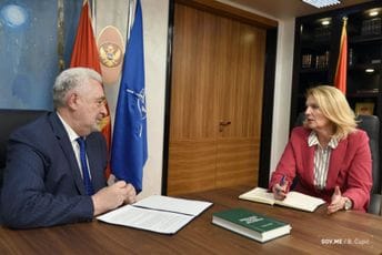 Krivokapić: Parlamentarna većina da prekine ovu lakrdiju i što prije izglasa Tužilački savjet Krivokapić: Parlamentarna većina da prekine ovu lakrdiju i što prije izglasa Tužilački savjet
