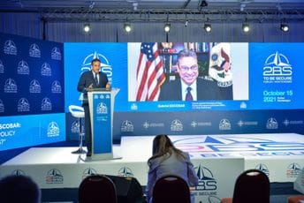 Eskobar: Na samitu NATO-a izražen stav da je opasno dijeliti sve informacije sa novom Vladom Crne Gore Eskobar: Na samitu NATO-a izražen stav da je opasno dijeliti sve informacije sa novom Vladom Crne Gore