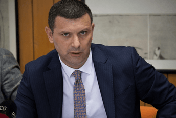 Bolesni od prošlosti - evropsko pomirenje Bolesni od prošlosti - evropsko pomirenje