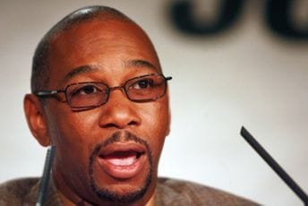 Izvršni direktor kompanije Najk priznao da je sa 16 godina počinio ubistvo Izvršni direktor kompanije Najk priznao da je sa 16 godina počinio ubistvo