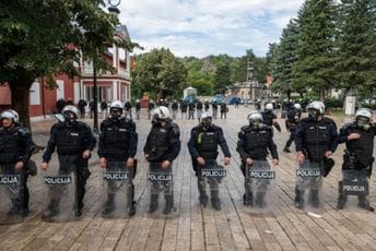 Pod lupom Izvještaj o postupanju policije na Cetinju 5. septembra Pod lupom Izvještaj o postupanju policije na Cetinju 5. septembra