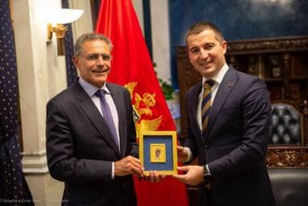 Bečić - Teofilaktou: Sličnosti dvije zemlje snažan potencijal za saradnju Bečić - Teofilaktou: Sličnosti dvije zemlje snažan potencijal za saradnju