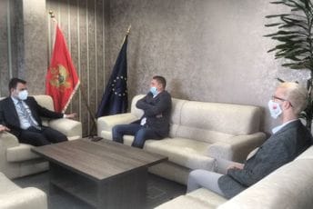 Begović: Paraolimpijci predstavljaju oličenje snage, istrajnosti, upornosti i hrabrosti Begović: Paraolimpijci predstavljaju oličenje snage, istrajnosti, upornosti i hrabrosti