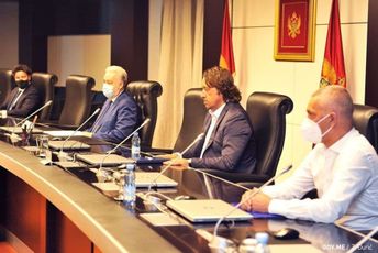 Sjednica Vijeća za nacionalnu bezbjednost nakon izvještaja o usklađenosti organa obavještajno-bezbjednosnog sektora Sjednica Vijeća za nacionalnu bezbjednost nakon izvještaja o usklađenosti organa obavještajno-bezbjednosnog sektora