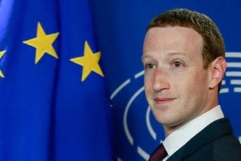 Nakon pada vrijednosti dionica Facebooka, Zuckerberg za dan izgubio 29 milijardi dolara Nakon pada vrijednosti dionica Facebooka, Zuckerberg za dan izgubio 29 milijardi dolara