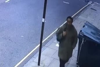 Sky News objavio snimak ubice britanskog poslanika Sky News objavio snimak ubice britanskog poslanika