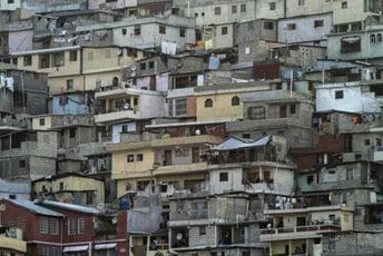 Otmičari 17 američkih misionara na Haitiju traže 17 miliona dolara za otkup Otmičari 17 američkih misionara na Haitiju traže 17 miliona dolara za otkup