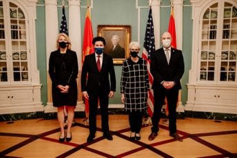 Abazović i Radulović sa Šerman: Crna Gora ima podršku u cilju daljih reformi Abazović i Radulović sa Šerman: Crna Gora ima podršku u cilju daljih reformi