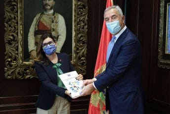 Vlada da se vrati neophodnoj dinamici pregovaračkog procesa Vlada da se vrati neophodnoj dinamici pregovaračkog procesa