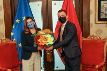 Popa Bečiću: Podrška koju građani CG daju EU da bude reflektovana u radu Skupštine Popa Bečiću: Podrška koju građani CG daju EU da bude reflektovana u radu Skupštine