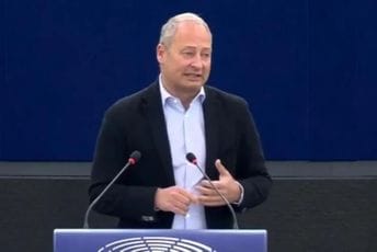 Austrijski političar žestoko kritikovao EU zbog pasivnog odnosa prema Zapadnom Balkanu Austrijski političar žestoko kritikovao EU zbog pasivnog odnosa prema Zapadnom Balkanu