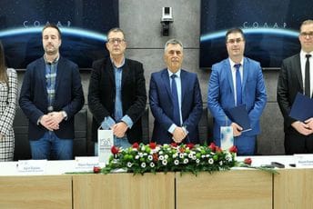 EPCG i Eko fond potpisali sporazum za projekte „SOLARI“ - popust od 20 odsto za domaćinstva i privredu EPCG i Eko fond potpisali sporazum za projekte „SOLARI“ - popust od 20 odsto za domaćinstva i privredu