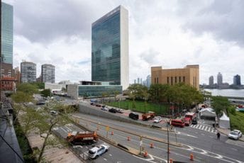 Ispred zgrade Ujedinjenih nacija u Njujorku pronađen sumnjiv paket Ispred zgrade Ujedinjenih nacija u Njujorku pronađen sumnjiv paket