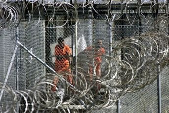 Nakon 17 godina zatočeništva, Pakistanac oslobođen iz Gvantanama Nakon 17 godina zatočeništva, Pakistanac oslobođen iz Gvantanama