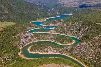Čudesna priroda: Pogledajte kako izgledaju nevjerovatni meandri Ćehotine (VIDEO)