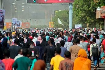 Dvije osobe ubijene, 80 ranjeno nakon državnog udara u Sudanu Dvije osobe ubijene, 80 ranjeno nakon državnog udara u Sudanu