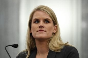 Zviždačica o Facebooku: Bez sumnje se zna da šire mržnju Zviždačica o Facebooku: Bez sumnje se zna da šire mržnju