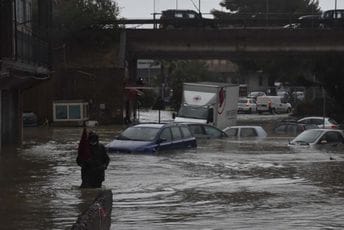 Mediteranski uragan: Istok Sicilije pod vodom (FOTO)