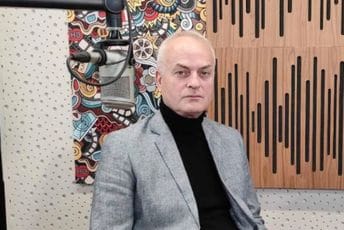 Vujović: Vlada pritiskom na Gradsku TV daje autogolove Vujović: Vlada pritiskom na Gradsku TV daje autogolove