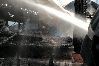 Nalaz vještaka: Grom izazvao požar na farmi Miljanića Nalaz vještaka: Grom izazvao požar na farmi Miljanića