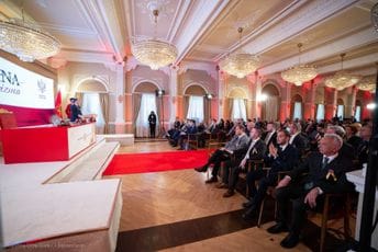 Bečić: Neprolazna je samo naša ljubav prema Crnoj Gori Bečić: Neprolazna je samo naša ljubav prema Crnoj Gori