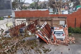 Zbog jakog vjetra više od 450.000 domova u Australiji ostalo bez struje Zbog jakog vjetra više od 450.000 domova u Australiji ostalo bez struje