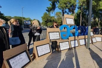 Grupa građanki Borovinić i Sekuliću: Podnesite ostavke i sačuvajte građane Crne Gore od sebe Grupa građanki Borovinić i Sekuliću: Podnesite ostavke i sačuvajte građane Crne Gore od sebe