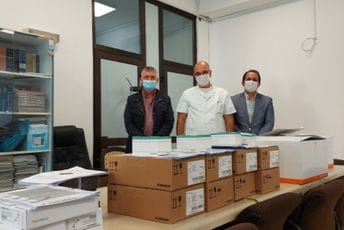 Caritas uručio vrijednu medicinsku opremu Opštoj bolnici „Blažo Orlandić“ u Baru Caritas uručio vrijednu medicinsku opremu Opštoj bolnici „Blažo Orlandić“ u Baru