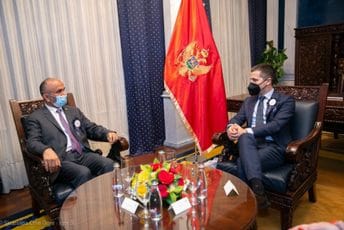 Aldžarvan čestitao Bečiću na izvanrednom radu u Skupštini i promociji mira Aldžarvan čestitao Bečiću na izvanrednom radu u Skupštini i promociji mira