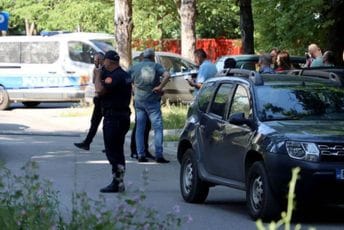 Pozvao ga da mu vrati novac, a onda pucao u njega Pozvao ga da mu vrati novac, a onda pucao u njega