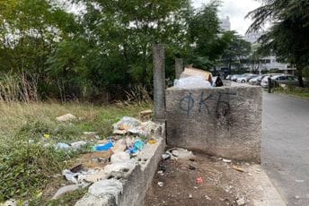 U Podgorici kontejnera dovoljno, a smeće i dalje pored njih