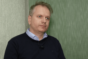 Perić: Ako premijer osnuje stranku Vlada više ni deklarativno neće biti nestranačka Perić: Ako premijer osnuje stranku Vlada više ni deklarativno neće biti nestranačka