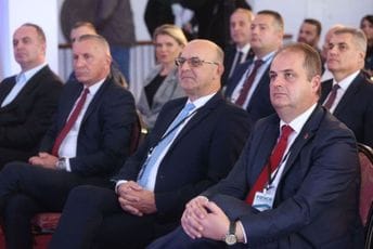 Nimanbegu novi predsjednik Force Nimanbegu novi predsjednik Force