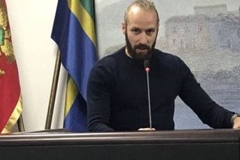 Popović: Krajnje je vrijeme da se obezbijedi sigurnost na barskom šetalištu Popović: Krajnje je vrijeme da se obezbijedi sigurnost na barskom šetalištu