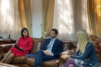 Milatović: Zavod da kreira nove programe sa fokusom na zapošljavanje mladih Milatović: Zavod da kreira nove programe sa fokusom na zapošljavanje mladih