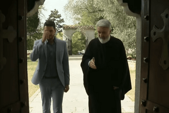 Novinarska sloboda ili otvorena promocija vjerskih opredjeljenja Novinarska sloboda ili otvorena promocija vjerskih opredjeljenja