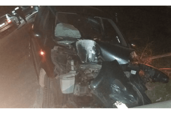 Automobil udario u stub, vozač teško povrijeđen Automobil udario u stub, vozač teško povrijeđen