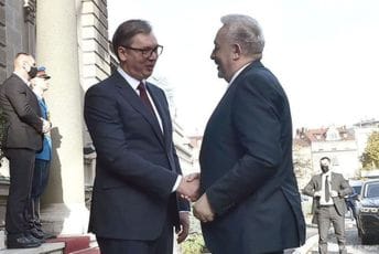 Krivokapić se sastao sa Vučićem: Odnosi Crne Gore i Srbije moraju biti bolji Krivokapić se sastao sa Vučićem: Odnosi Crne Gore i Srbije moraju biti bolji