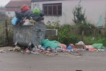 Danilovgradska URA: Komunalno preduzeće ne radi svoj posao, Danilovgrađani se guše u otpadu Danilovgradska URA: Komunalno preduzeće ne radi svoj posao, Danilovgrađani se guše u otpadu