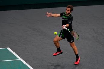 Gaston iznenadio Karenja-Bustu, Cicipas predao, ispao Rubljov Gaston iznenadio Karenja-Bustu, Cicipas predao, ispao Rubljov