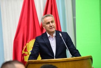 Janković: URA jaka, DPS pao